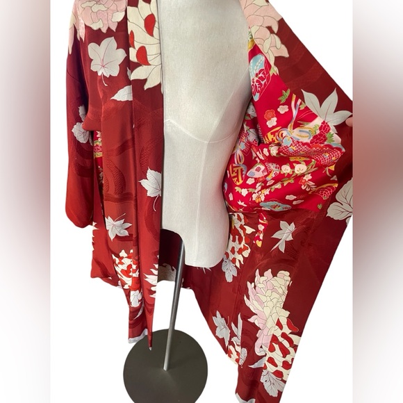 Vintage Kimono - Picture 4 of 7